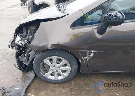 2015 Kia Rio Ex z USA, uszkodzony, nr VIN KNADN4A33F6427873